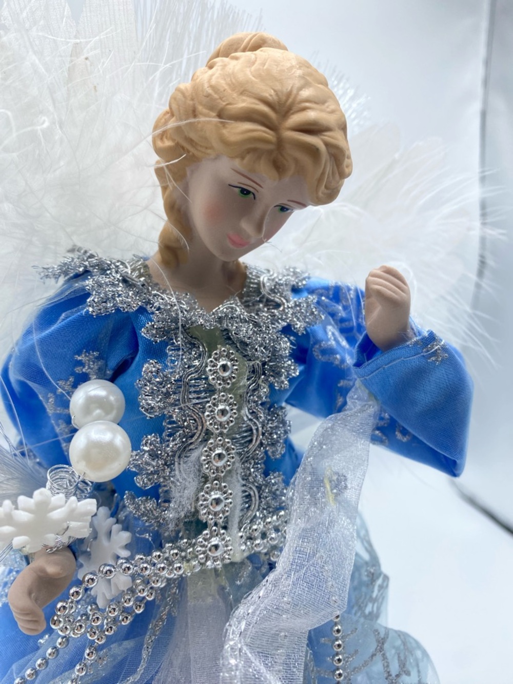 Fiber Optic Angel Christmas Tree Topper Color Change Continuous 13” Ceramic Face - Picture 6 of 7